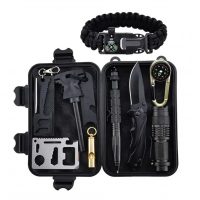 Set de echipamente pentru supraviețuire în aer liber