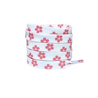 <b>Șireturi late cu imprimeu floral, un pereche - Albe, 120 cm</b>